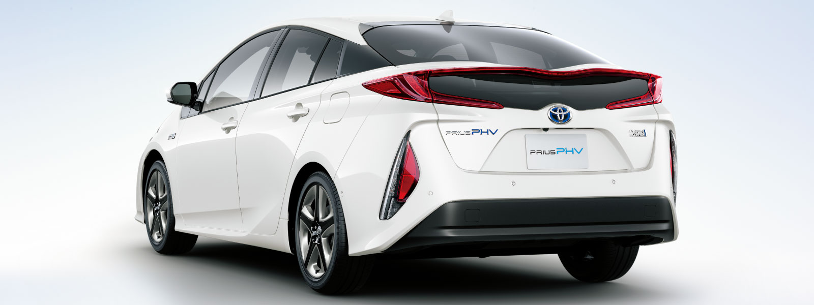 プリウスPHV | 価格・グレード | トヨタカローラ愛媛