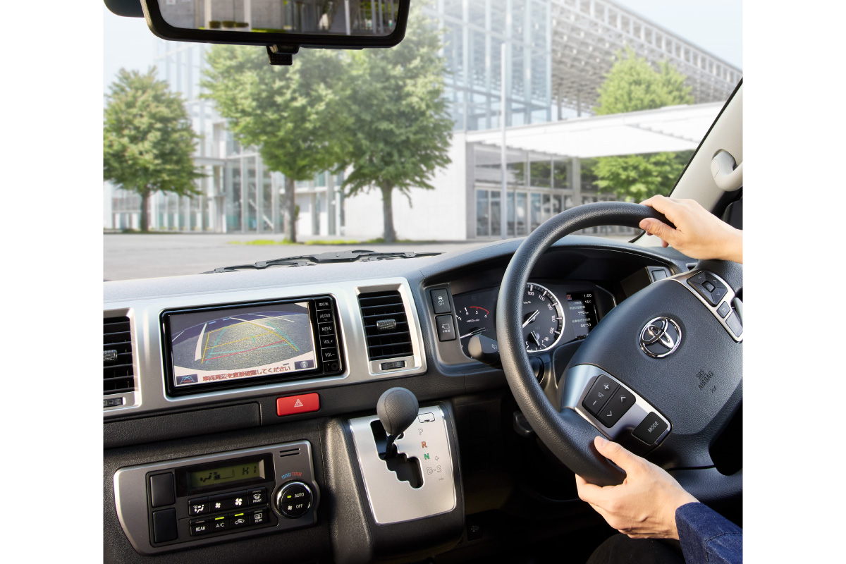 ハイエース バン | 特長 | トヨタカローラ愛媛